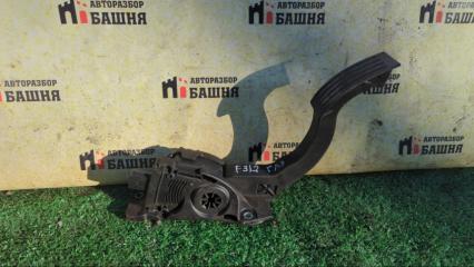 Педаль газа Ford Focus 2012