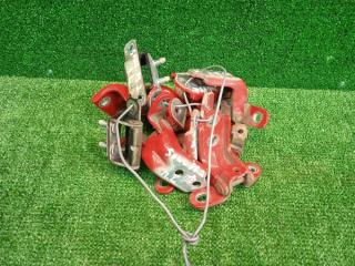 Фото запчасти петля двери задняя правая Kia Soul 2017 Б/У запчасть Запчасть петля двери задняя правая Kia Soul 2017