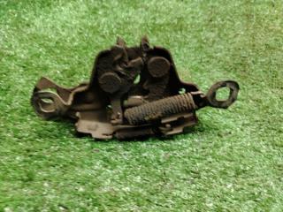 Замок капота Nissan Navara 2014 Б/У Замок капота Nissan Navara 2014