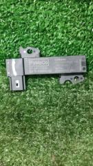 Фото запчасти антенна Ford Kuga 2015 Б/У запчасть Запчасть антенна Ford Kuga 2015