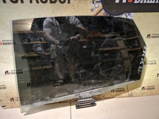 Запчасть стекло двери заднее левое Audi A4