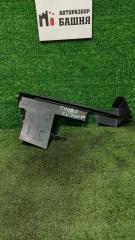 Дефлектор радиатора левый Nissan Tiida 2010 Б/У Дефлектор радиатора левый Nissan Tiida 2010