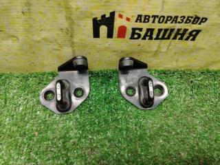 Запчасть петля багажника Lexus LX570 2016