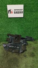 Дефлектор радиатора правый Nissan Patrol 2011 Б/У Дефлектор радиатора правый Nissan Patrol 2011