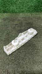 Фото запчасти кронштейн бампера передний правый Nissan Patrol 2011 Б/У запчасть Запчасть кронштейн бампера передний правый Nissan Patrol 2011