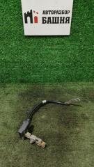 Фото запчасти клемма аккумулятора Nissan Patrol 2011 Б/У запчасть Запчасть клемма аккумулятора Nissan Patrol 2011