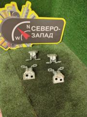 Запчасть петля двери передняя правая Renault Logan 2009