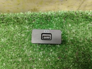 Фото запчасти usb разъем Chery Tiggo7 PRO 2022 Б/У запчасть Запчасть usb разъем Chery Tiggo7 PRO 2022