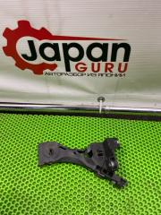 Кронштейн бампера передний правый Mazda 3 BK Хэтч LF