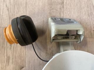 Лючок топливного бака Grand Vitara 2010 jt J24B