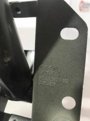 Петля крышки багажника задняя правая a4 2011 b8 2.0 cdnc Петля крышки багажника задняя правая a4 2011 b8 2.0 cdnc
