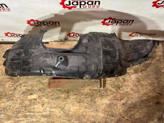 Подкрылок передний правый Mazda 3 2003