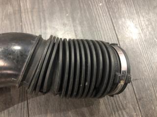 Патрубок воздушного фильтра C4 2011 B7 5F02