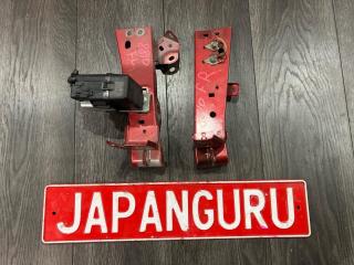 Кронштейн крепления крыла передний Mazda 6 2013 контрактная Кронштейн крепления крыла передний Mazda 6 2013