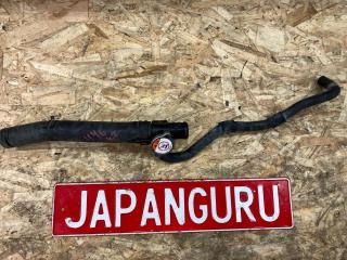 Заливная горловина радиатора охлаждения двигателя mitsubishi Lancer 2007