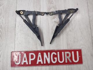 Петля двери багажника Mazda 3 2005