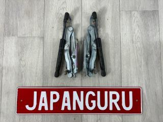 Петля двери багажника Mazda 3 2007