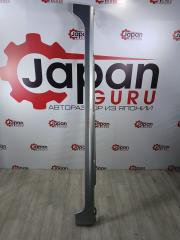 Накладка порога левая Mazda 3 2004