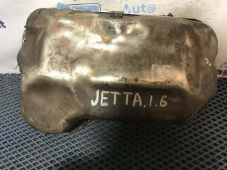 Запчасть поддон двигателя Volkswagen Jetta 1987