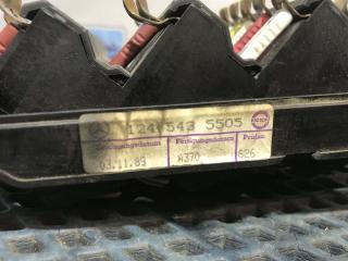 Блок предохранителей W124 1990 M102E20 2.0