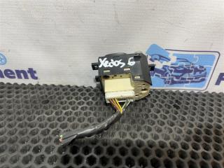 Блок управления зеркалами Xedos 1998 KF1 2.0