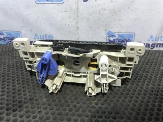 Блок управления отопителем Renault Sandero K7J 710 1.4