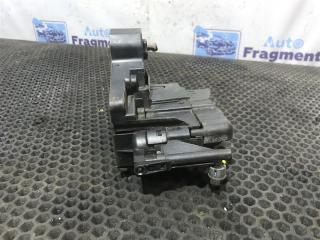 Замок двери передний правый C-класс W202 1998 111.921 1.8