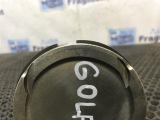 Поршень c шатуном Golf 4 2000 AXP 1.4