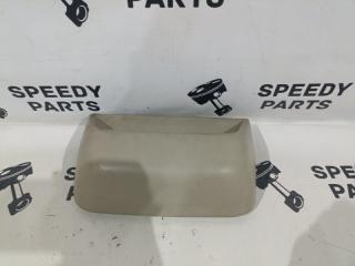 Запчасть накладка стоп-сигнала задняя Toyota Pronard 2000