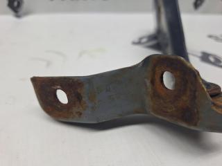 Петля капота передняя Vigor 1991 E-CB5 G20A Петля капота передняя Vigor 1991 E-CB5 G20A