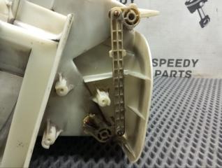 Корпус мотора печки Cefiro 1996 E-A32 VQ20DE Корпус мотора печки Cefiro 1996 E-A32 VQ20DE