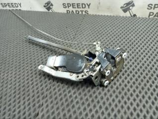 Замок боковой двери задний правый Toyota Cresta 1997