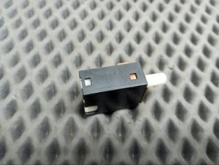 Датчик педали тормоза Skyline 2003 GH-V35 VQ25DD Датчик педали тормоза Skyline 2003 GH-V35 VQ25DD
