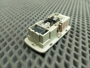 Плафон подсветки салона задний правый Skyline 2003 GH-V35 VQ25DD