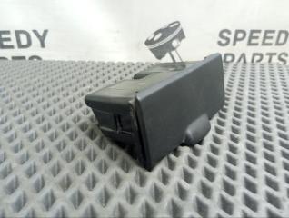 Пепельница задняя правая Toyota Cresta 1990 Б/У Пепельница задняя правая Toyota Cresta 1990