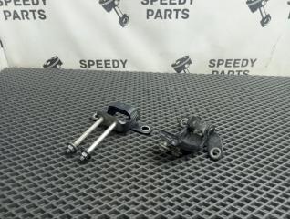 Запчасть петля двери задняя левая Toyota Mark II 1993