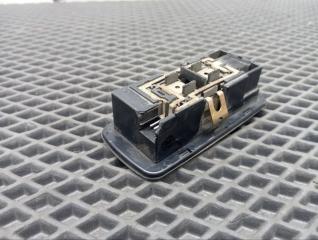 Плафон подсветки салона правый FX35 2005 S50 VQ35DE Плафон подсветки салона правый FX35 2005 S50 VQ35DE