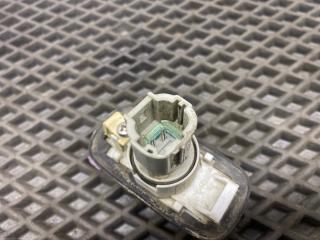 Повторитель поворота в крыло Maxima 1996 A32 VQ20DE