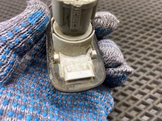 Повторитель поворота в крыло Maxima 1996 A32 VQ20DE