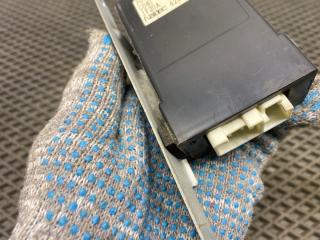 Блок управления задний левый MPV 2001 LW GY-DE