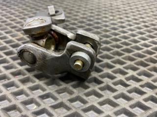 Рулевой карданчик MPV 2001 LW GY-DE