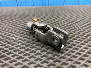 Рулевой карданчик MPV 2001 LW GY-DE