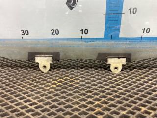 Стекло двери переднее левое Sprinter E-AE100 5A-FE