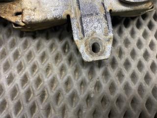 Замок капота Mitsubishi Legnum E-EC1W 4G93 Замок капота Mitsubishi Legnum E-EC1W 4G93