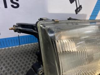 Фара галогеновая передняя правая Crown 1993 JZS141 1JZ-GE Фара галогеновая передняя правая Crown 1993 JZS141 1JZ-GE