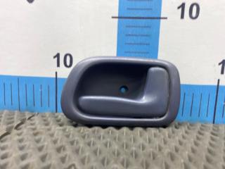 Ручка двери внутренняя передняя правая Toyota Raum 1998