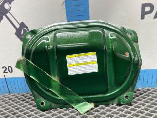 Фото запчасти крышка топливного насоса задняя правая Subaru Outback 2001 Б/У запчасть Запчасть крышка топливного насоса задняя правая Subaru Outback 2001