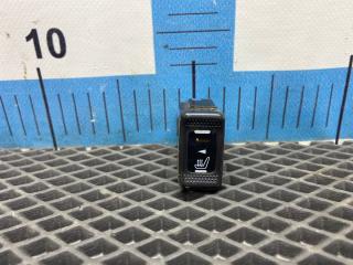 Фото запчасти кнопка обогрева сидений левая Subaru Outback 2001 Б/У запчасть Запчасть кнопка обогрева сидений левая Subaru Outback 2001