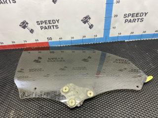 Стекло двери переднее правое Toyota Chaser 1994