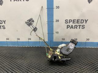 Замок боковой двери передний левый Toyota Carina 1998